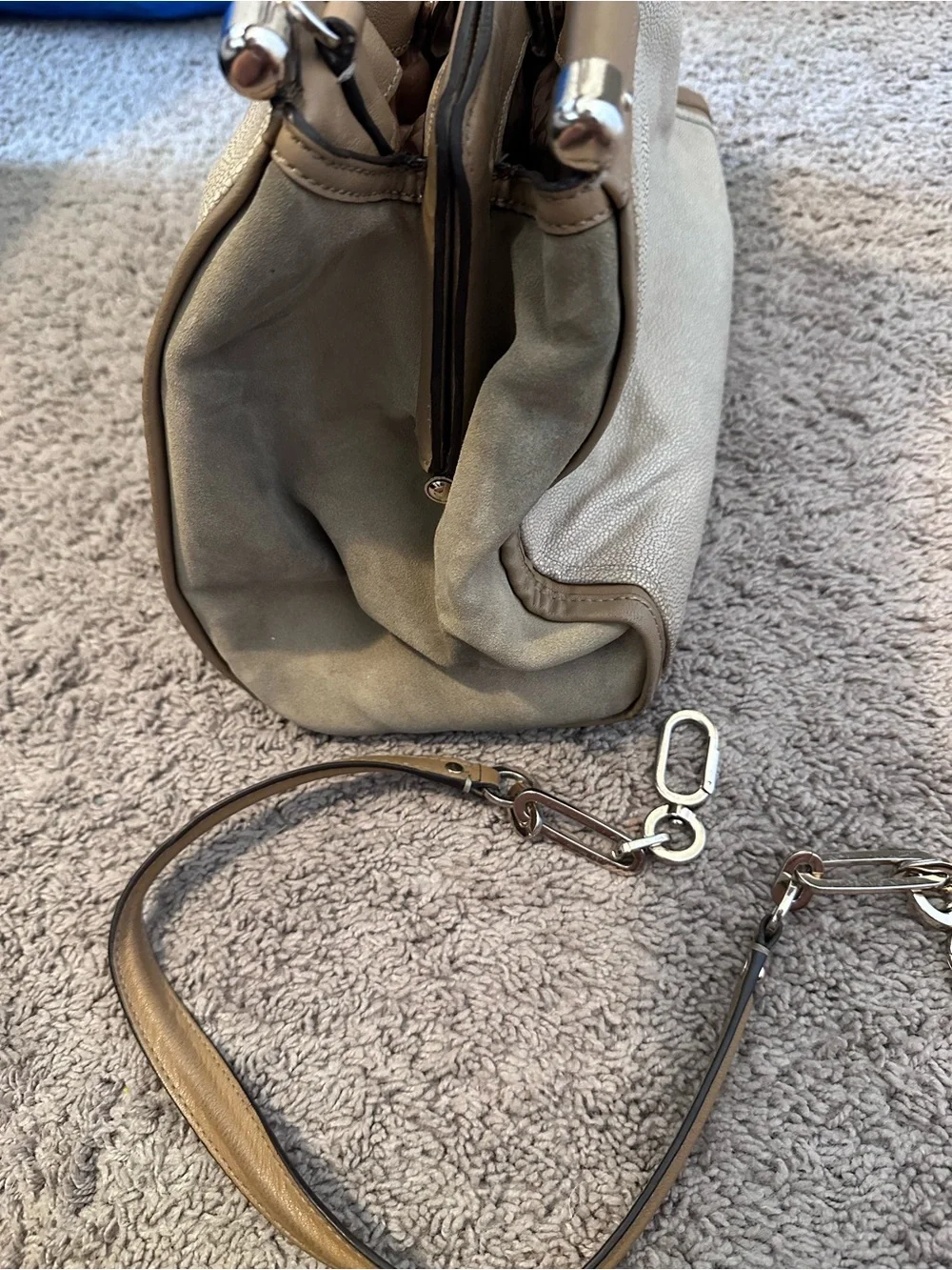 Coach Madison pinnacle caroline satchel stingray Embossed leather (needs cleanin